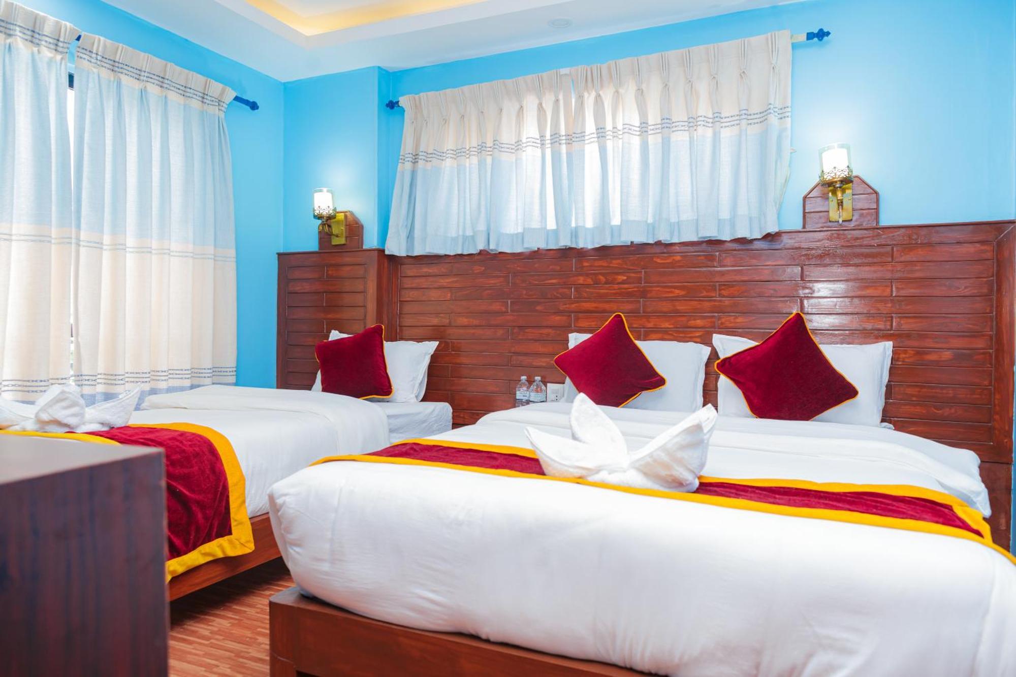 Hotel The Billabong Garden Pokhara Exteriör bild