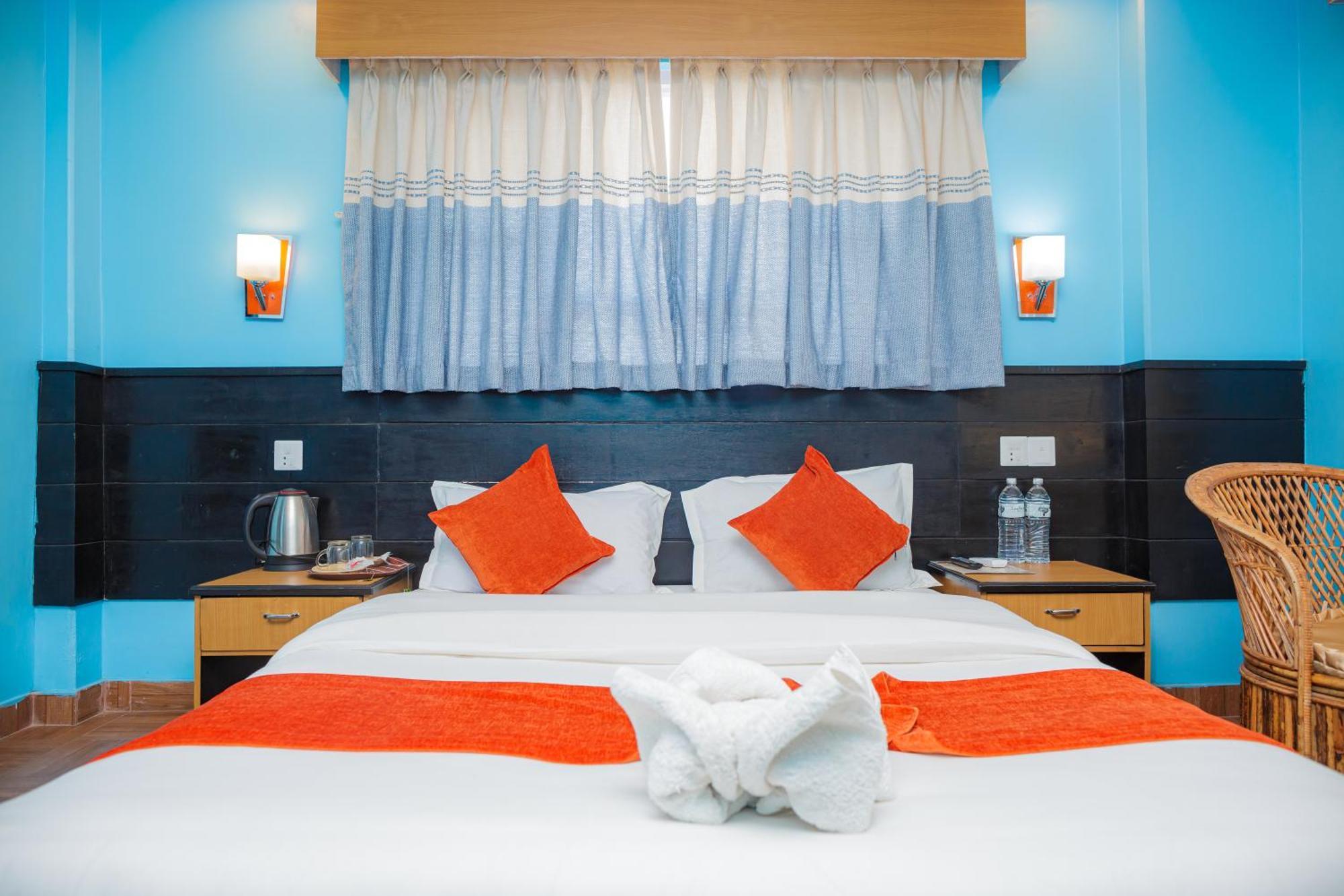 Hotel The Billabong Garden Pokhara Exteriör bild