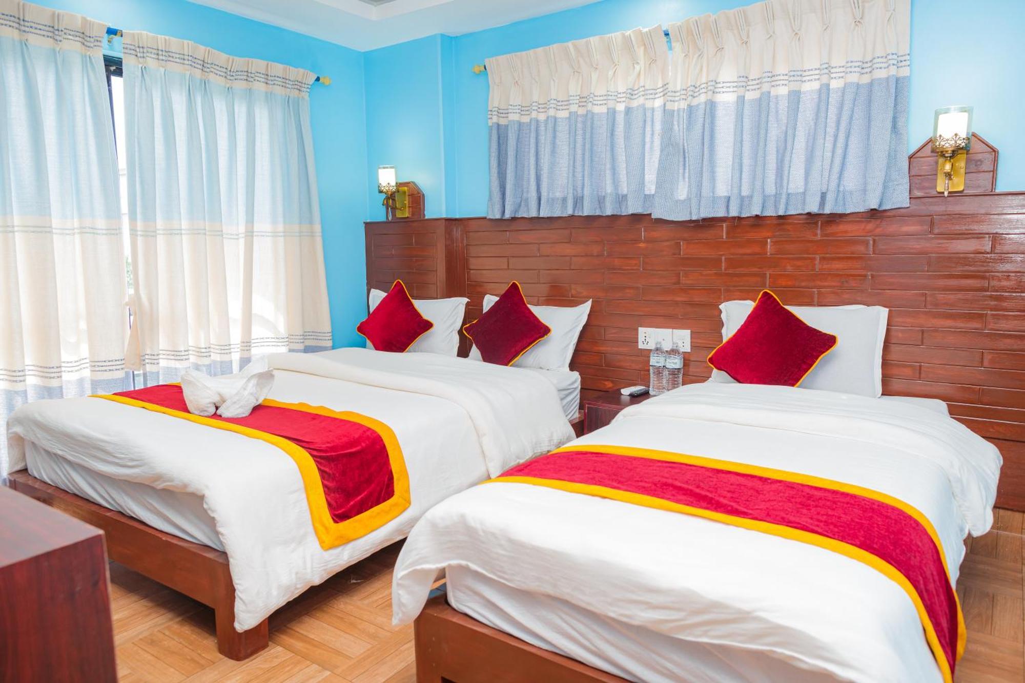 Hotel The Billabong Garden Pokhara Exteriör bild