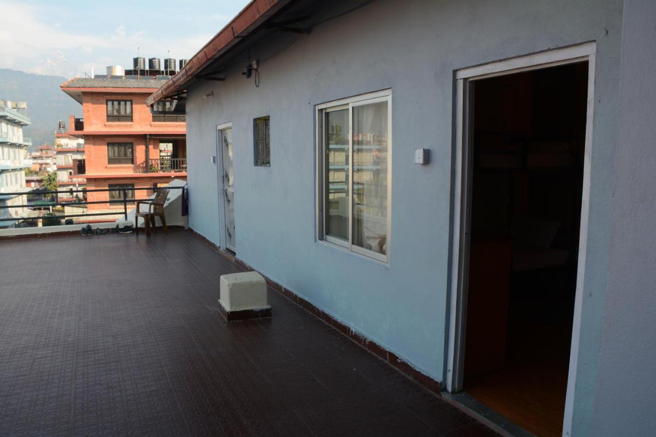 Hotel The Billabong Garden Pokhara Exteriör bild